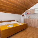 Apartamento And Stjepan *