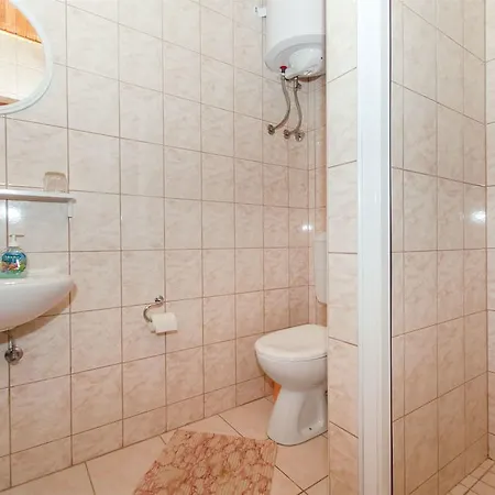 And Stjepan Apartmán *